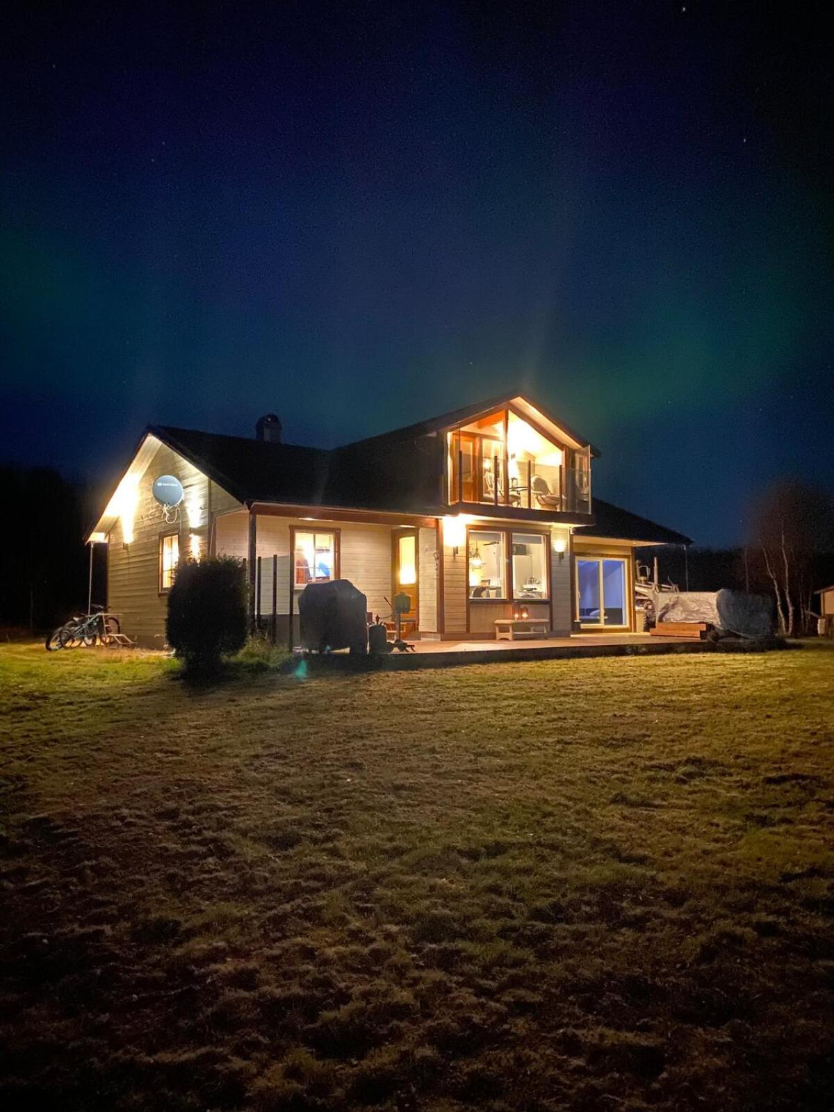 Cottage With Good Standard Next To Neiden River Extérieur photo