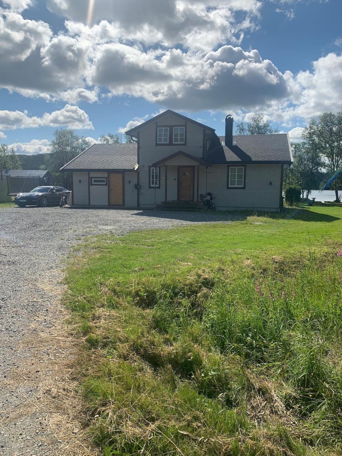 Cottage With Good Standard Next To Neiden River Extérieur photo